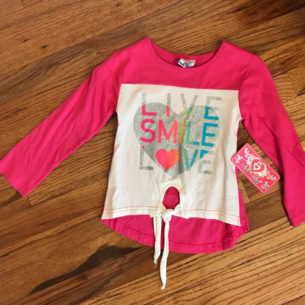 🔴PRICE DROP🔴 Real Love Long-Sleeved Top